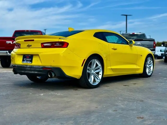 2017 Chevrolet Camaro 2LT RS photo 2
