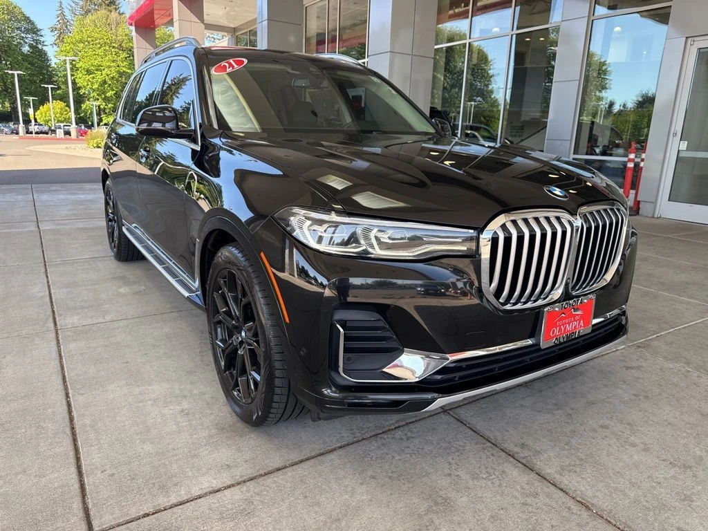 2021 BMW X7 xDrive40i's photo