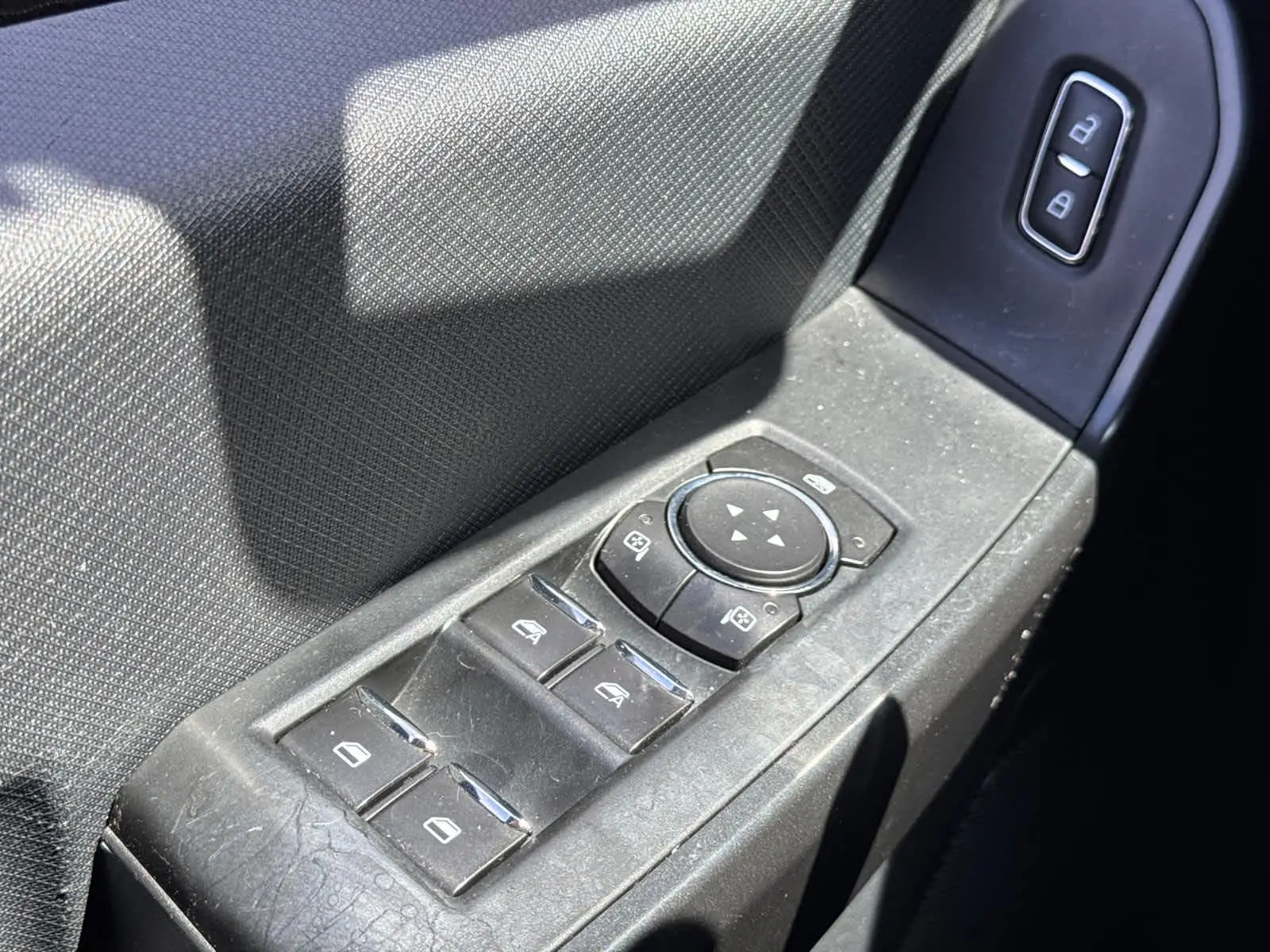 2022 Ford F-150 XL photo 22