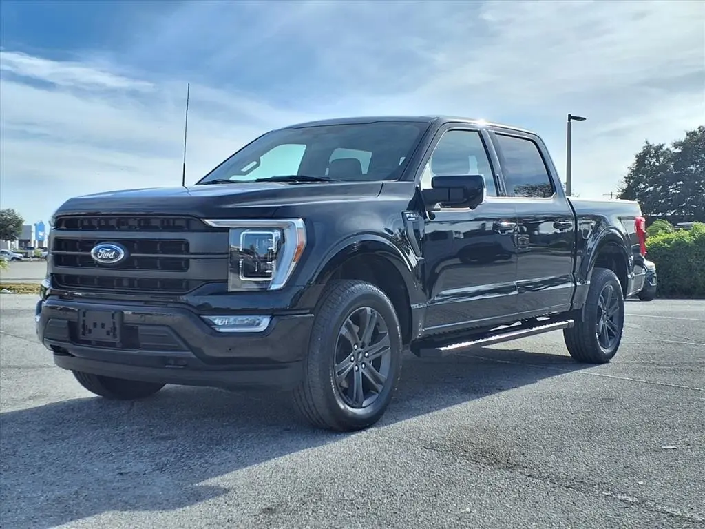 2023 Ford F-150 Lariat photo 3