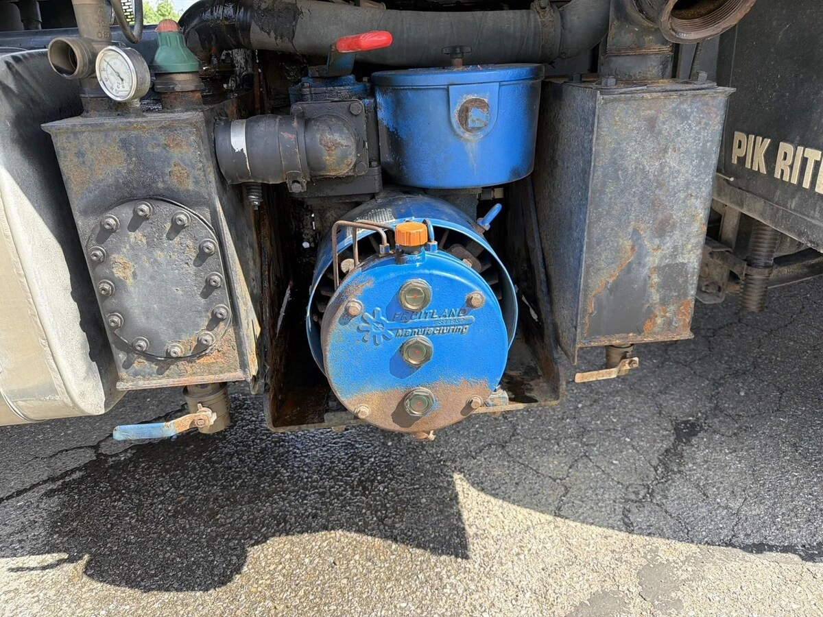 2020 Mack Granite in Clarion, PA — photo 6