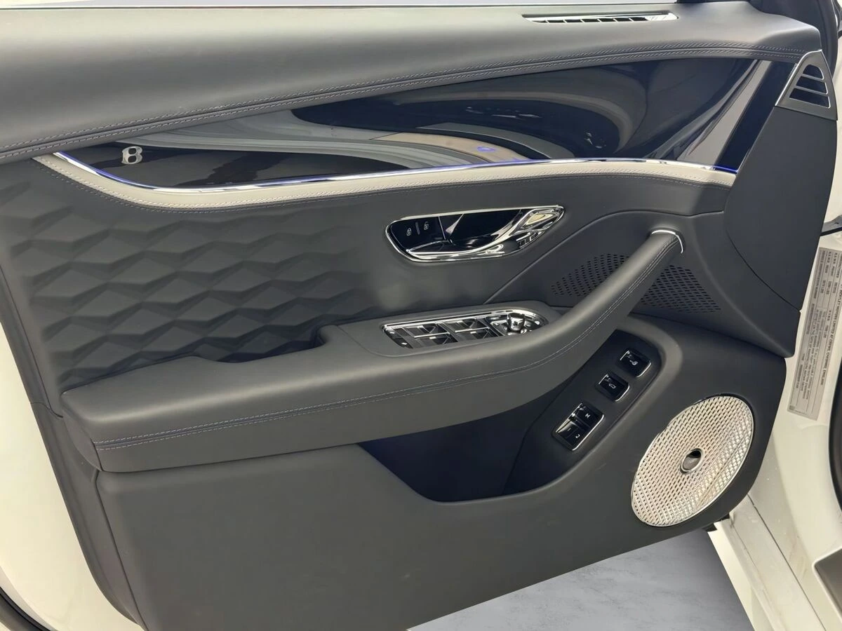 2026 Bentley Flying Spur Speed - Photo 10