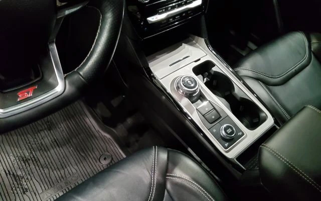 2023 Ford Explorer ST - Photo 20