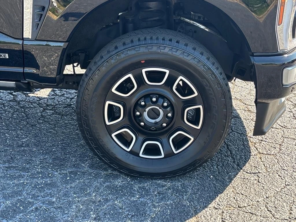 2024 Ford F-250 Super Duty Platinum - Photo 11
