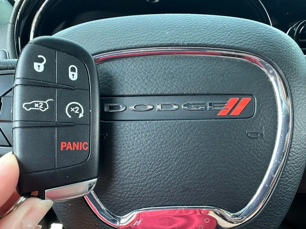 2022 Dodge Durango R/T photo 38