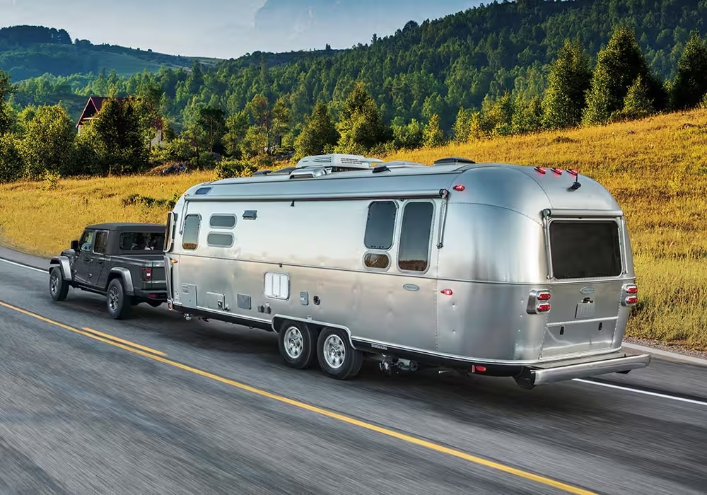 2026 Jeep Gladiator towing RV