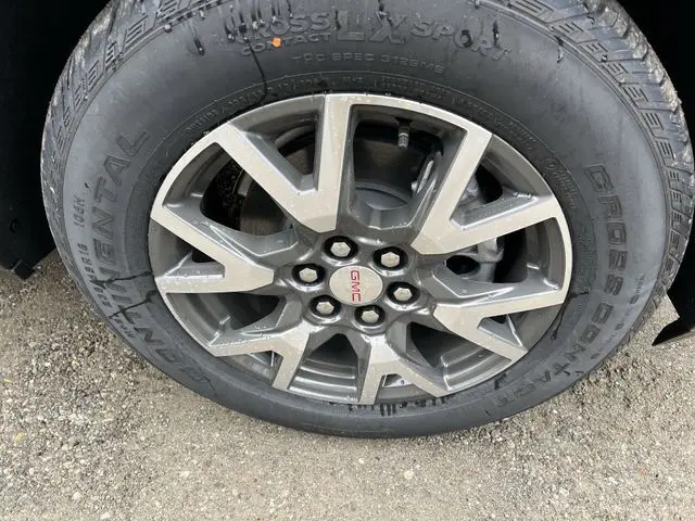 2023 Gmc Acadia SLE photo 2