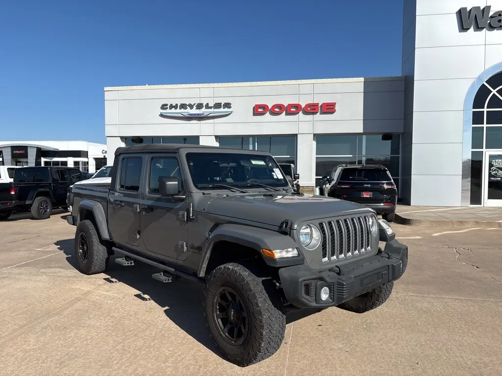 2020 Jeep Gladiator Overland's photo