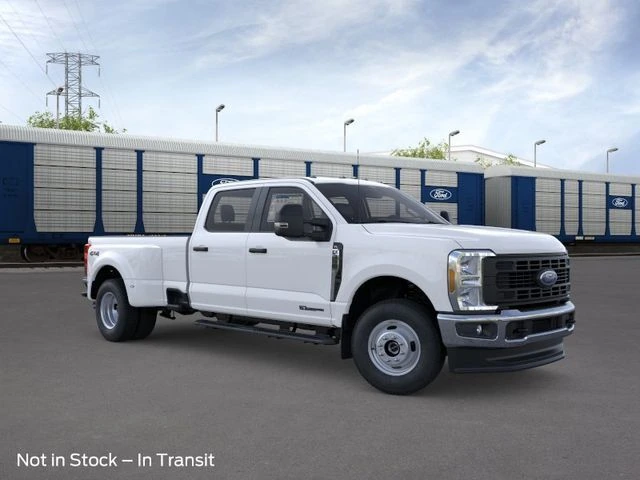 2026 Ford F-350 XL 4x4 Crew Cab 8' Box DRW's photo