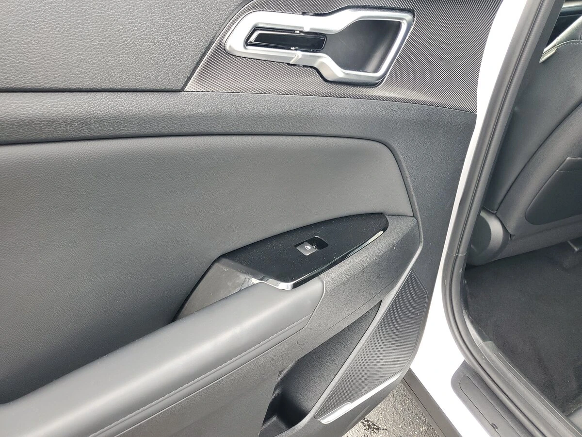 2025 Kia Sportage SX Prestige - Photo 13