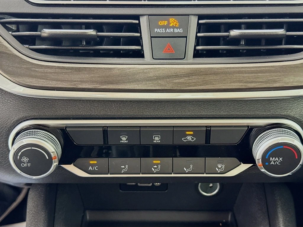 2025 Nissan Altima SV - Photo 18