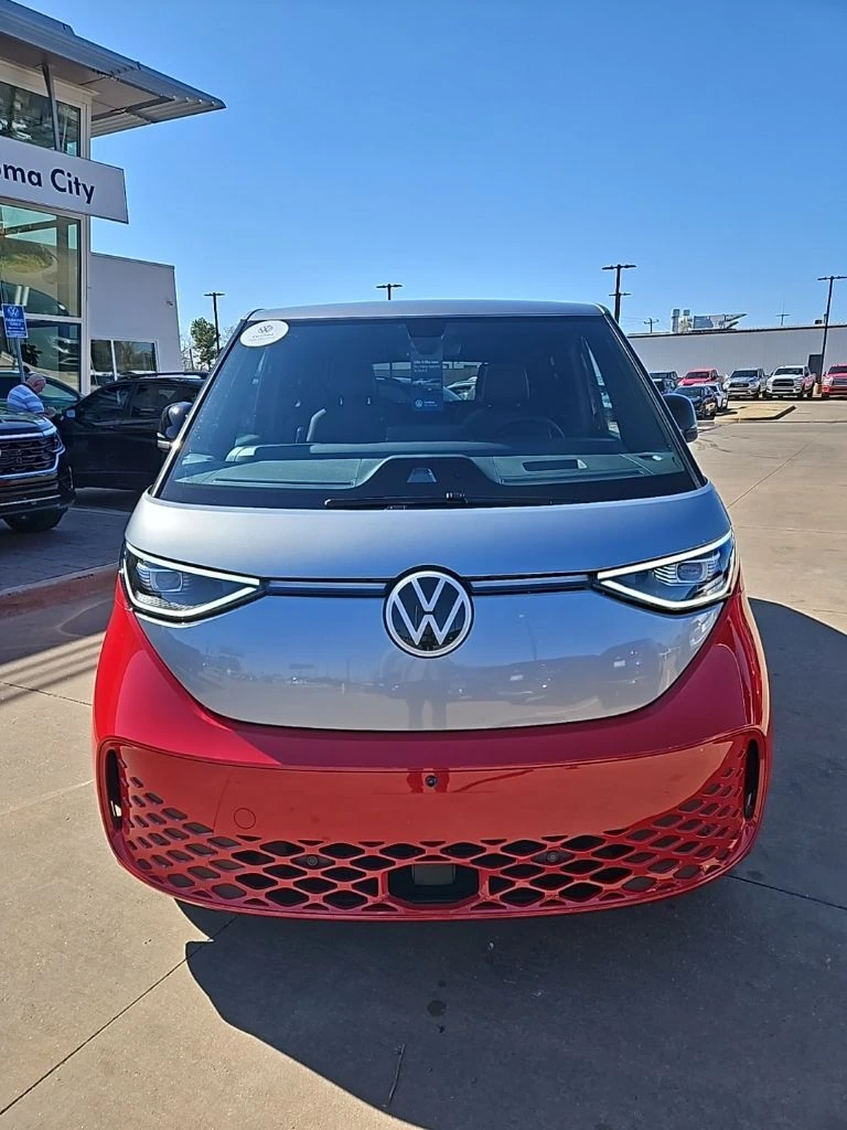 Used 2025 Volkswagen ID. Buzz PRO S PLus with VIN WVGNYVEBXSH056677 for sale in Oklahoma City, OK