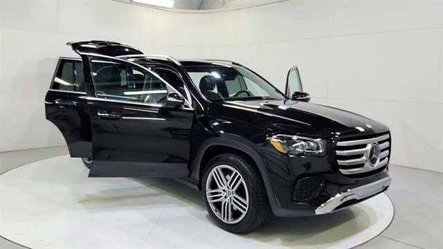 2026 Mercedes-Benz GLS 10