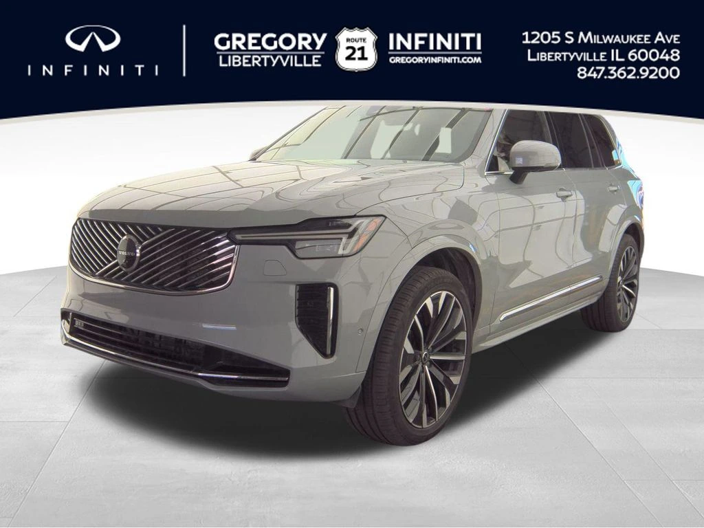 2025 Volvo XC90 B5 Plus Bright 4WD's photo