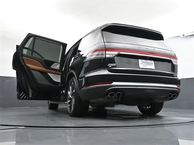 2020 Lincoln Aviator Reserve photo 39