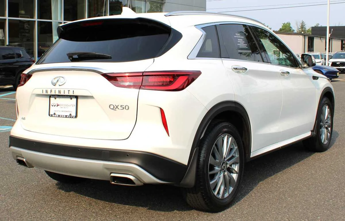 2025 INFINITI QX50 Luxe - Photo 6