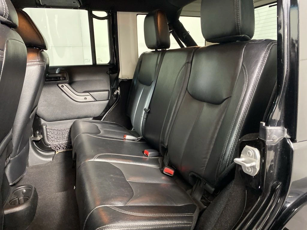 2018 Jeep Wrangler JK Unlimited Altitude - Photo 14