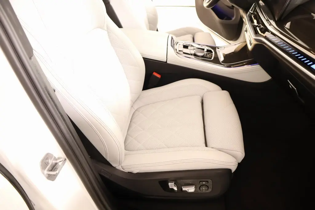 2024 Bmw X5 M60i M photo 13