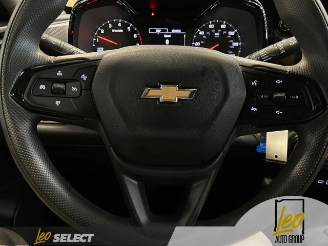 2025 Chevrolet Trax LS - Photo 14