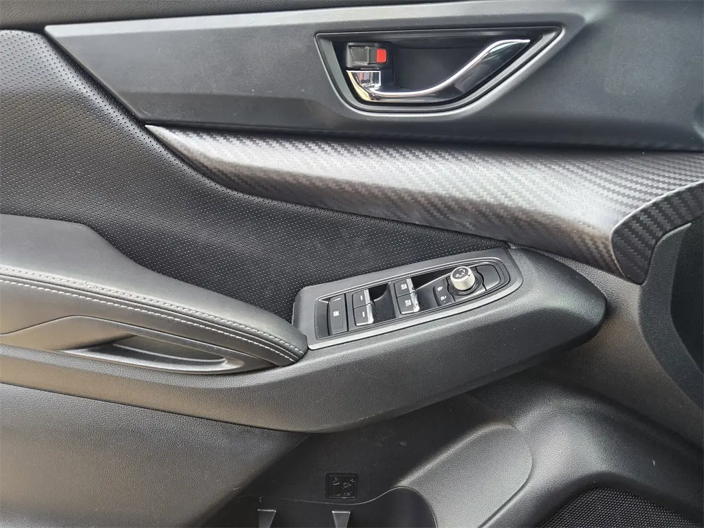 2022 Subaru Ascent Onyx Edition photo 23