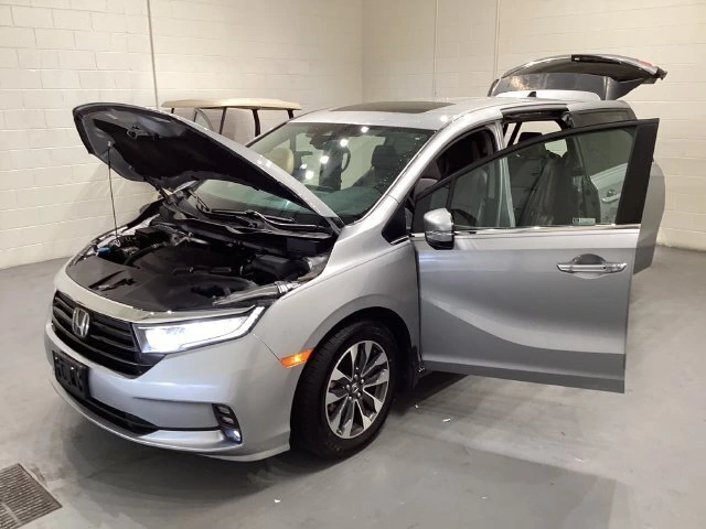 2024 Honda Odyssey EX-L - Photo 10