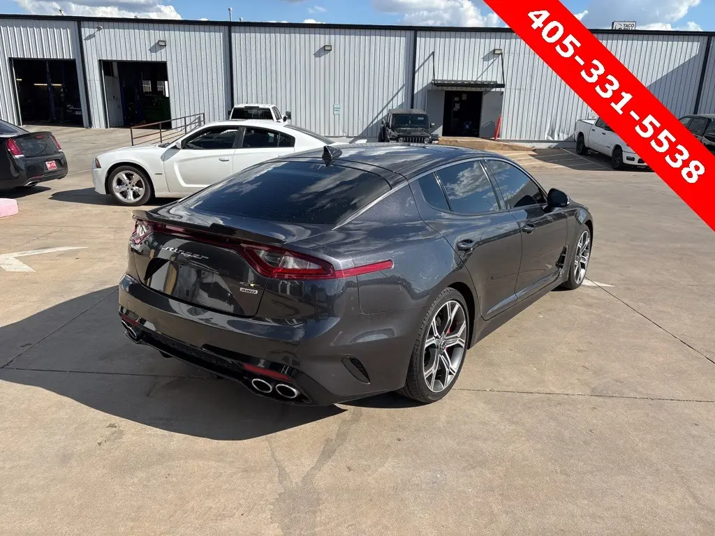 2021 Kia Stinger GT2 photo 2