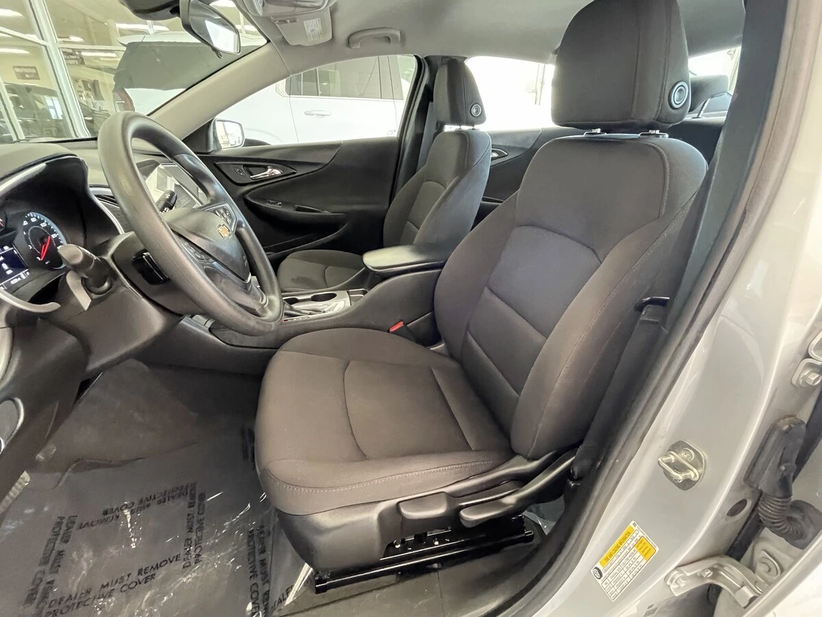 2021 Chevrolet Malibu 1LS - Photo 13