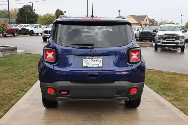2018 Jeep Renegade Trailhawk photo 28