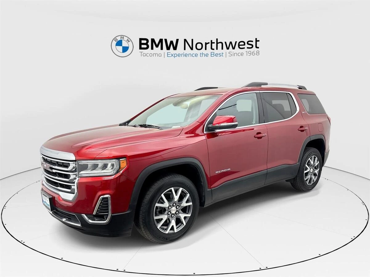 2023 GMC Acadia SLT's photo