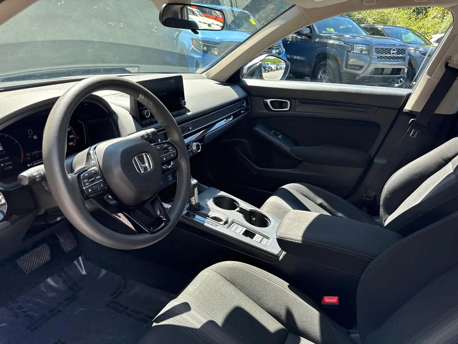 2024 Honda Civic Hatchback LX photo 12