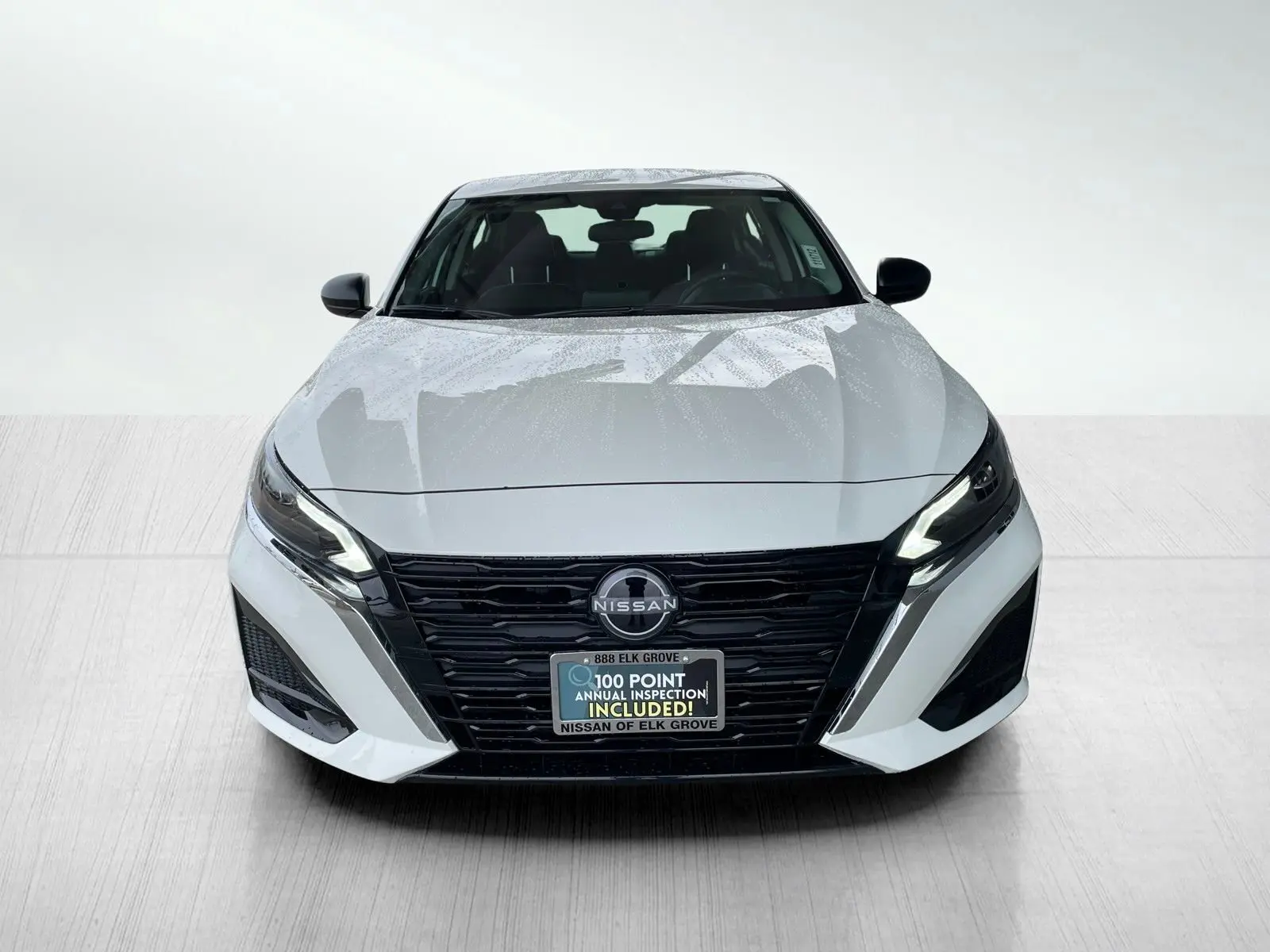 2025 Nissan Altima S photo 2