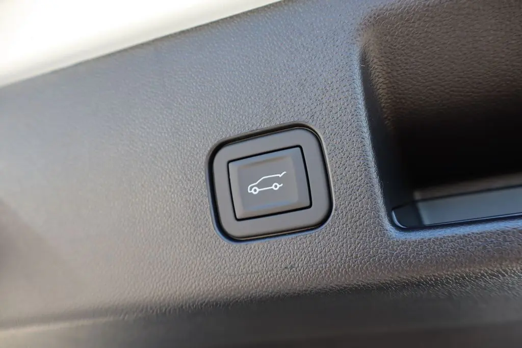 2026 Chevrolet Equinox LT photo 35