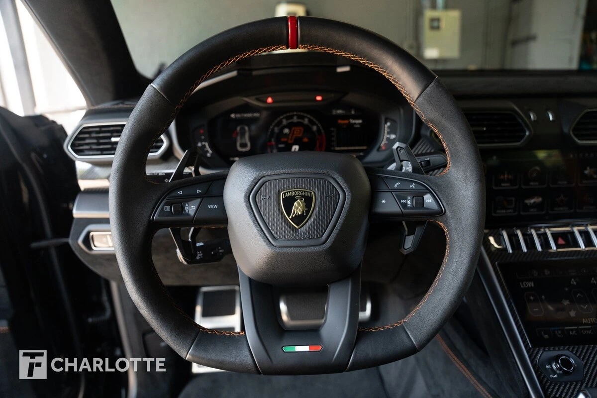 2023 Lamborghini Urus Performante - Photo 24