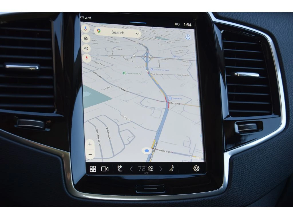 2023 Volvo - image 19