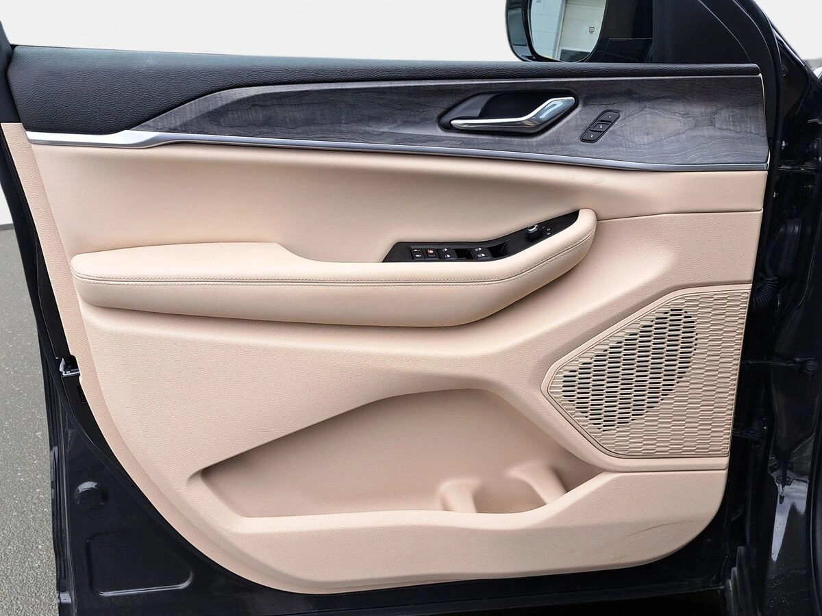 2025 Jeep Grand Cherokee Limited - Photo 28