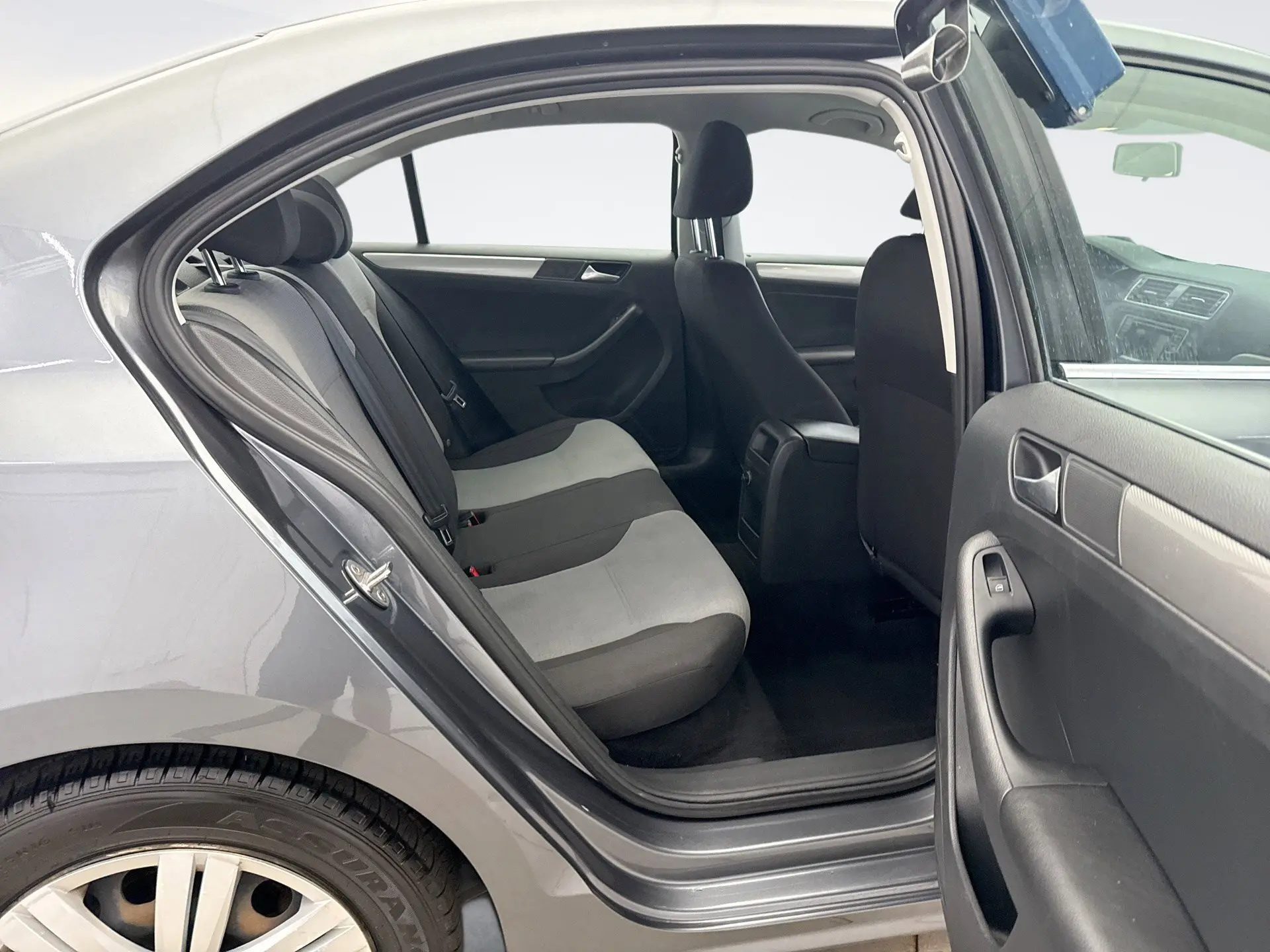 2017 Volkswagen Jetta S photo 17