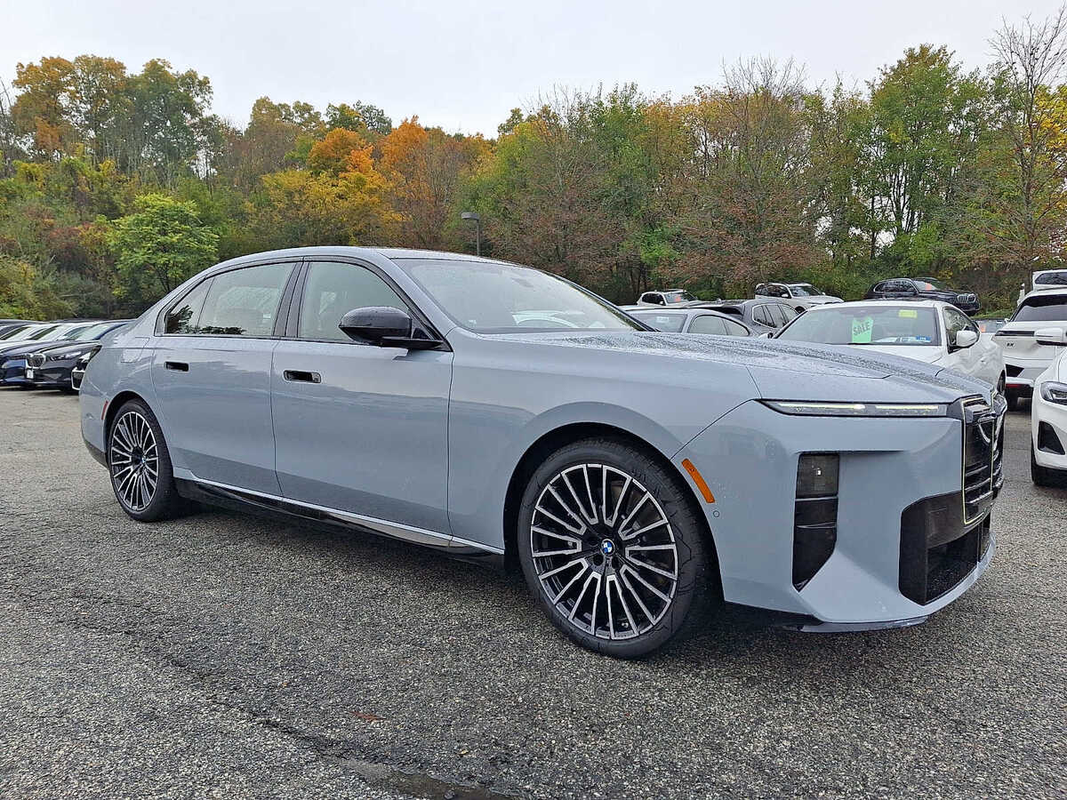 2027 Bmw 7 Series 740