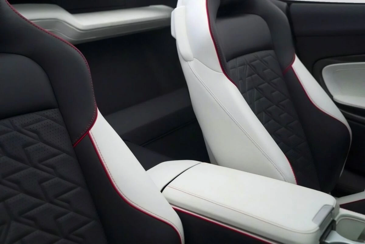 2026 Aston Martin Vanquish Base - Photo 49