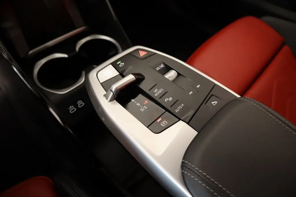 2025 Bmw X2 xDrive28i photo 8