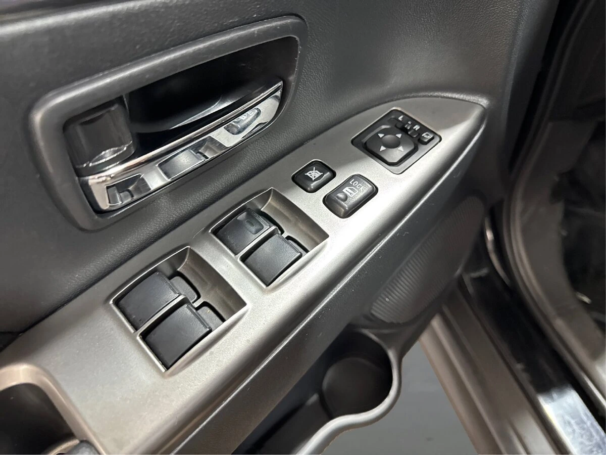 2024 Mitsubishi Outlander Sport SE - Photo 26