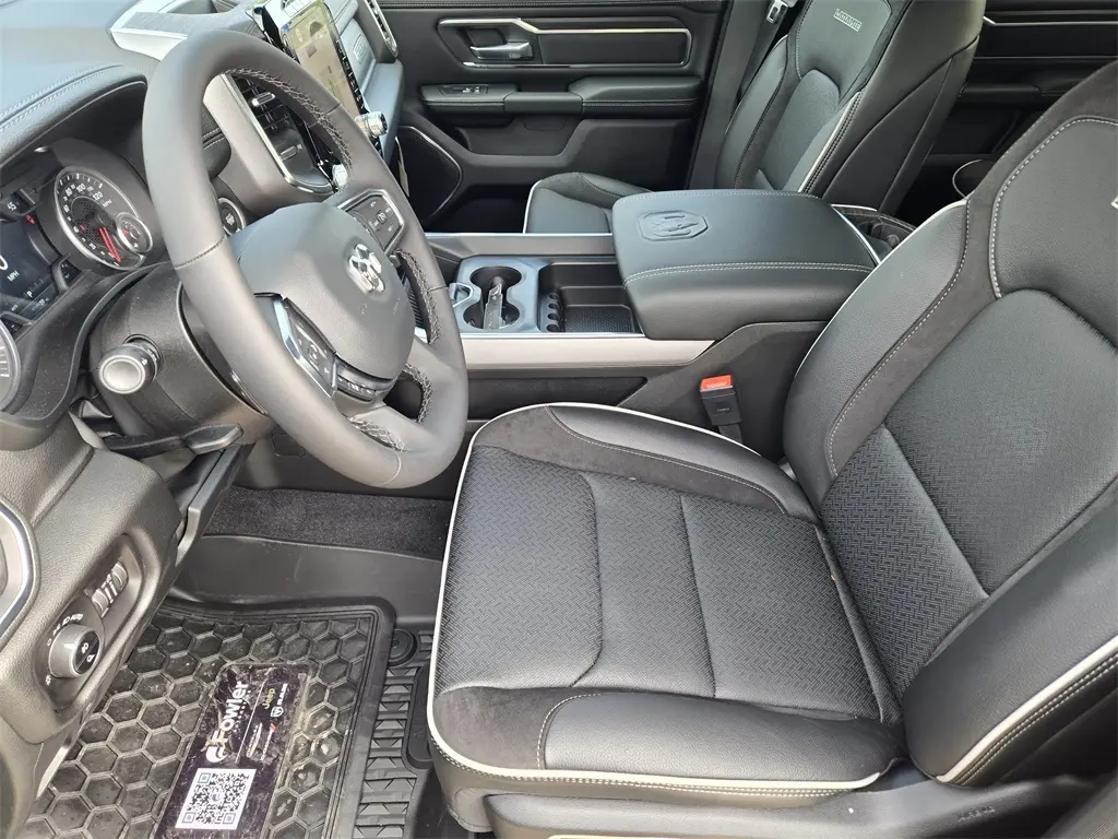 2026 Ram 1500 Laramie photo 9