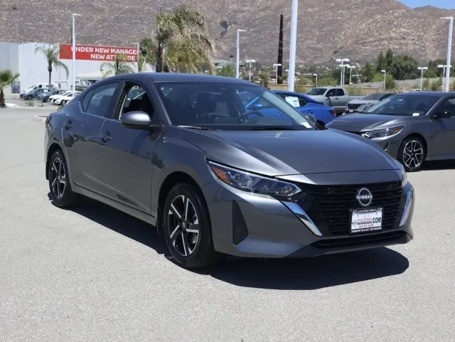 2025 Nissan Sentra SV's photo