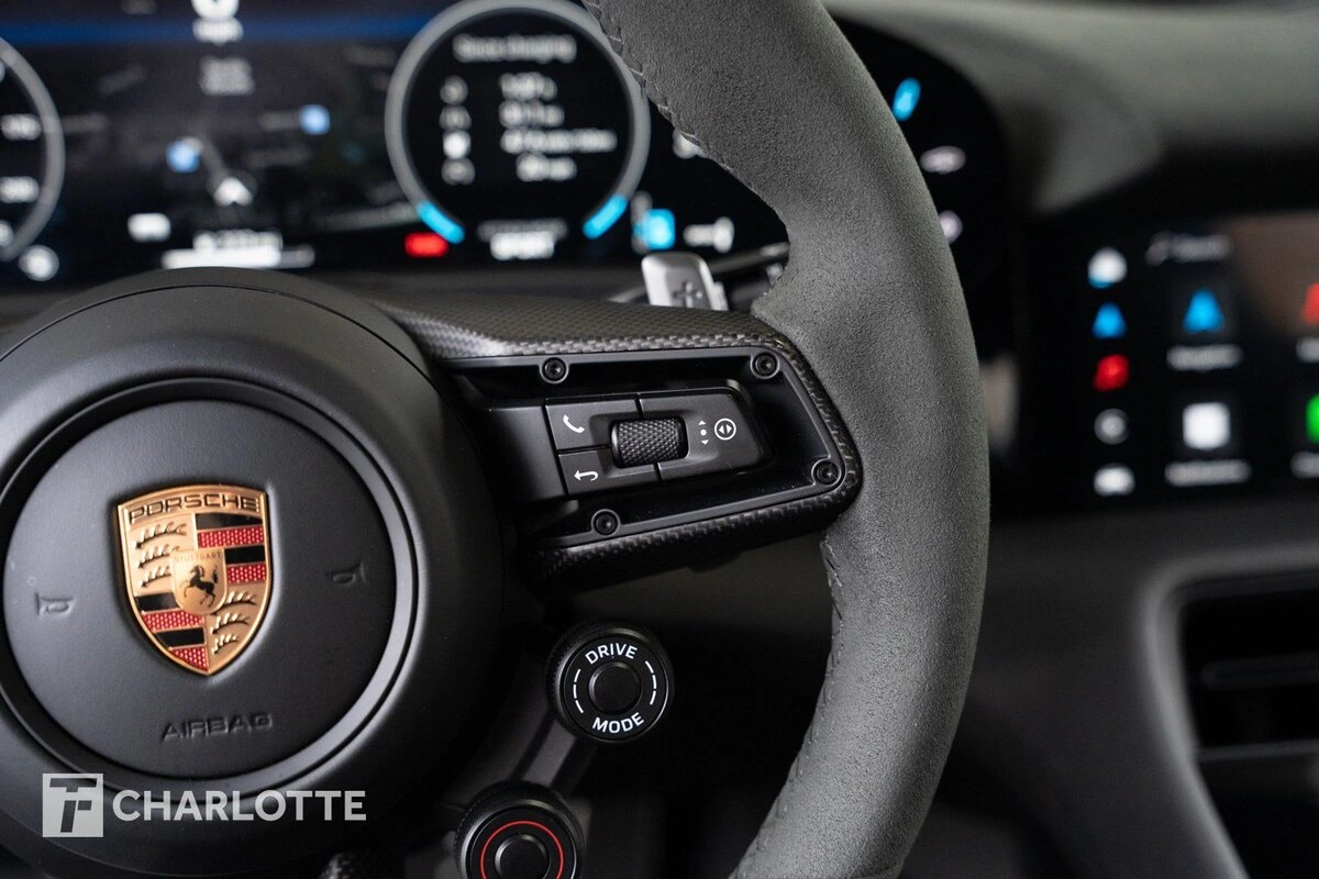 2025 Porsche Taycan Turbo GT with Weissach Package - Photo 25