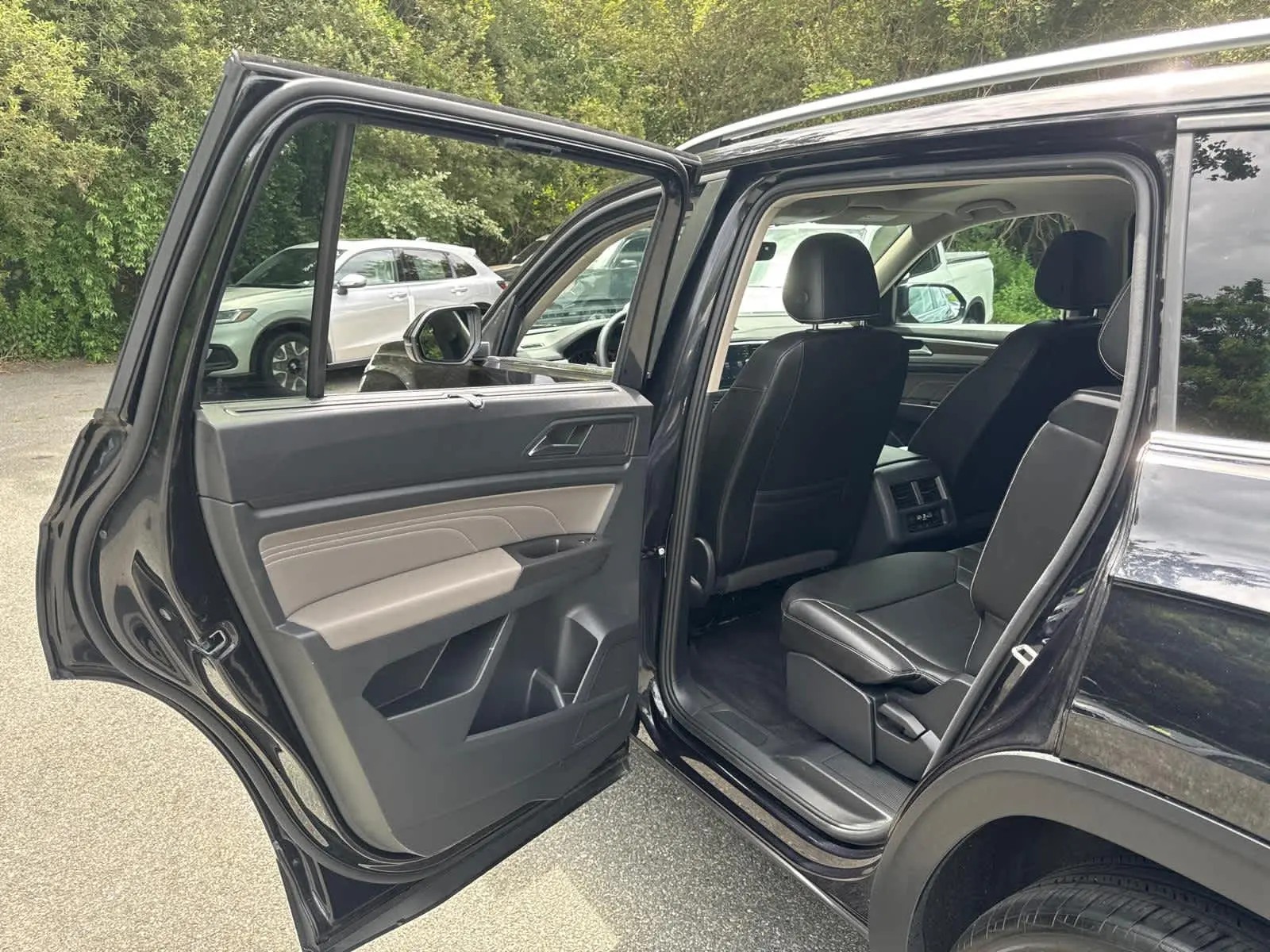 2022 Volkswagen Atlas V6 SEL photo 29