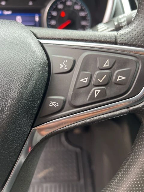 2022 Chevrolet Equinox LT - Photo 10