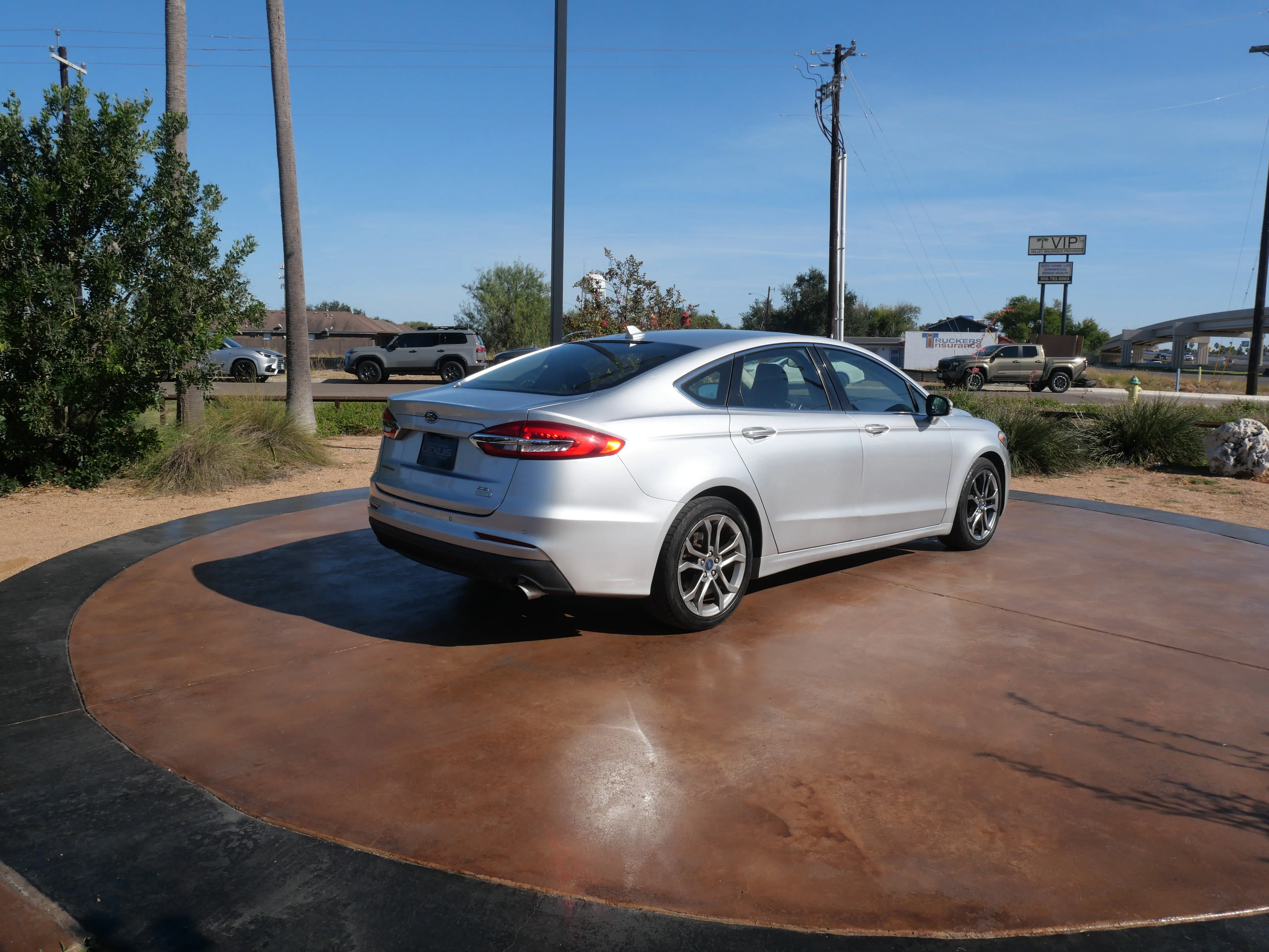 Used 2019 Ford Fusion SEL with VIN 3FA6P0CDXKR117047 for sale in San Juan, TX