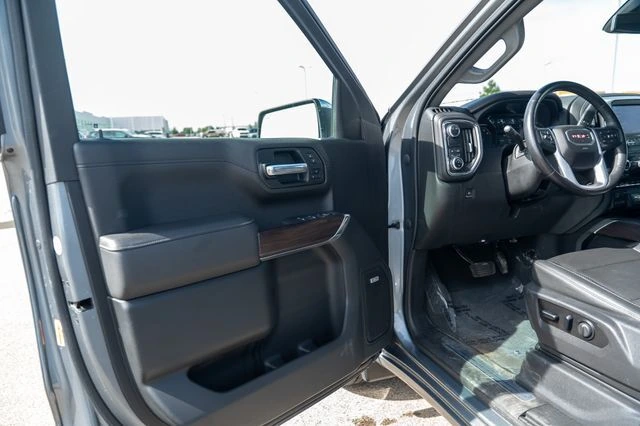 2021 GMC Sierra 1500 SLT - Photo 19