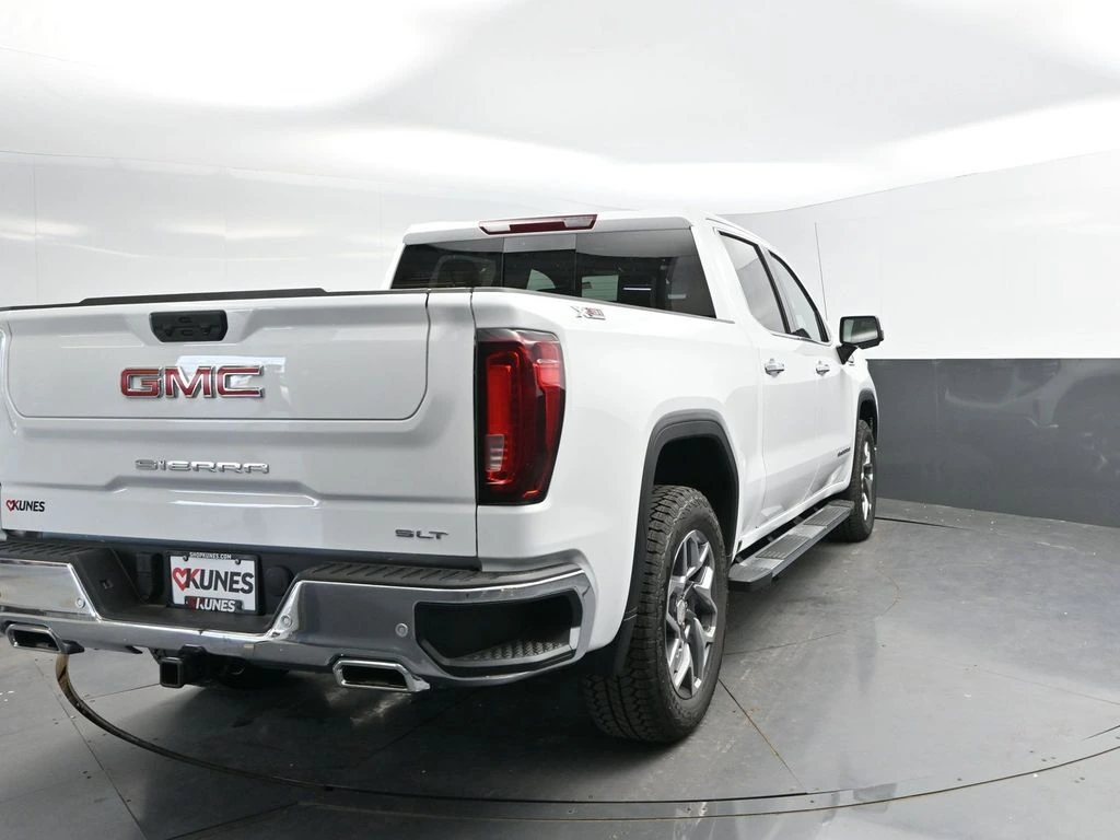 2026 GMC Sierra 1500 SLT - Photo 7