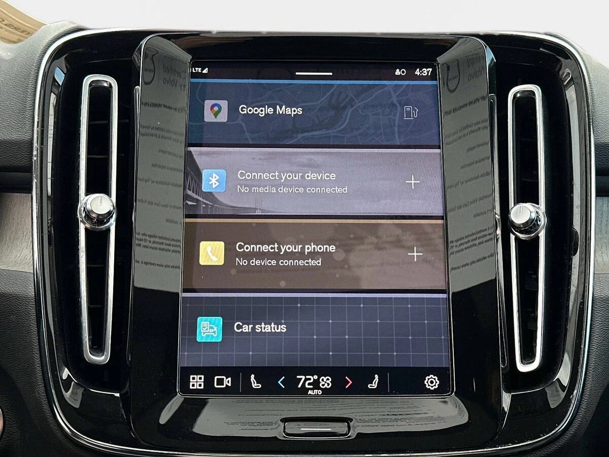 2023 Volvo - image 22