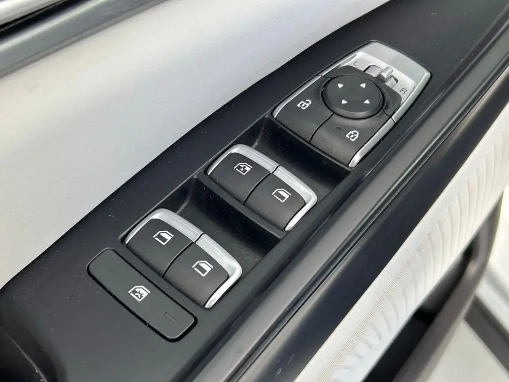 2022 Kia Carnival LXS photo 30